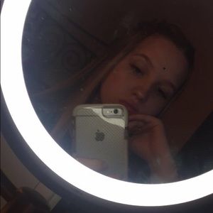 Meet your Posher, Kaitlyn